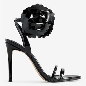 Express
Flower Double Strap High Heeled Sandals Black